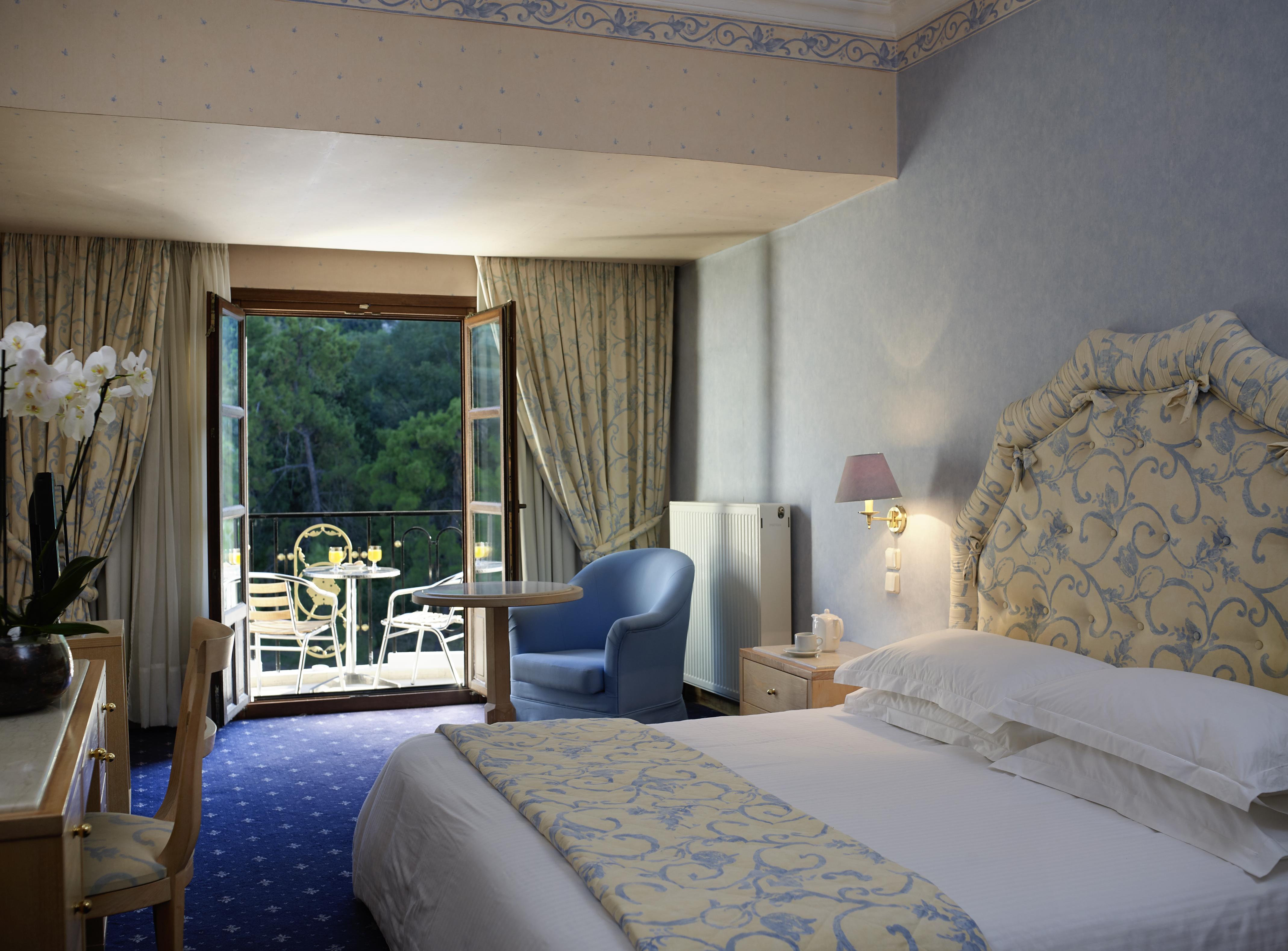Mitsis Galini Hotel Kamena Vourla Ngoại thất bức ảnh A room at the Hotel Excelsior